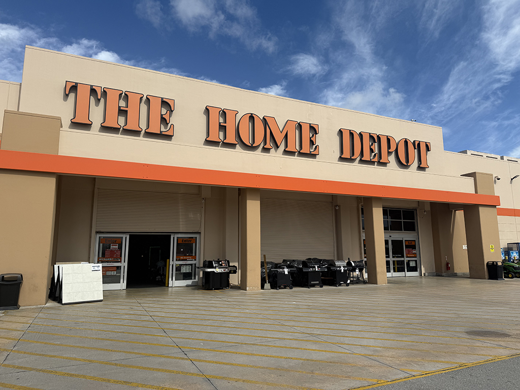 괌 쇼핑 가이드 홈디포 The Home Depot 특별 가격 괌 렌터카 Japan Rent A Car Guam