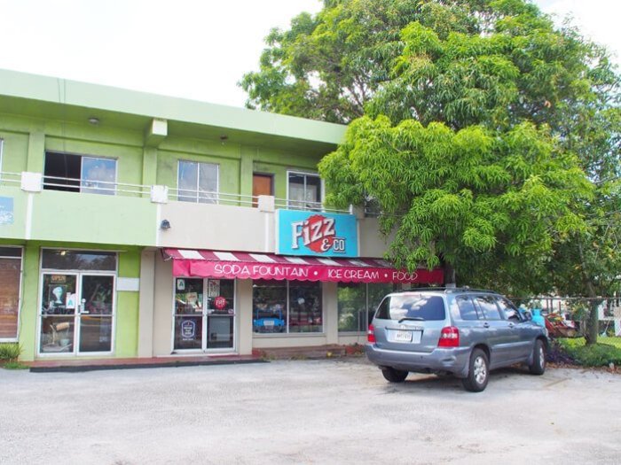 Selected restaurants in Guam -popular card-breaking restaurant Fizz and Co.