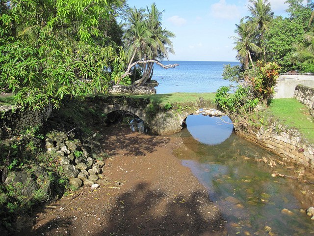 關島租車必玩–西班牙古橋