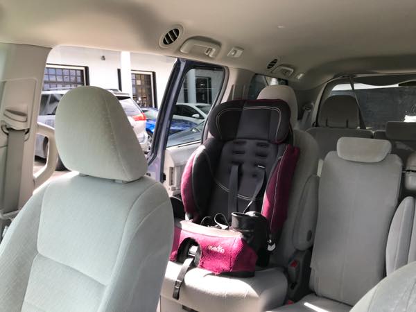 車に取り付けたチャイルドシート