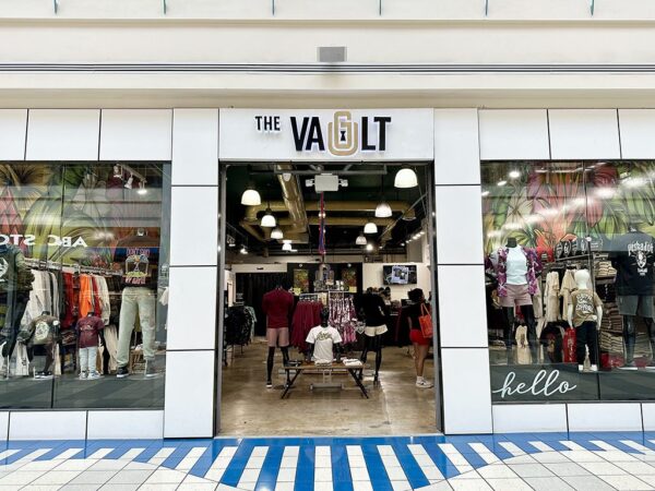 ヴァルトグアム（THE VALT GUAM）